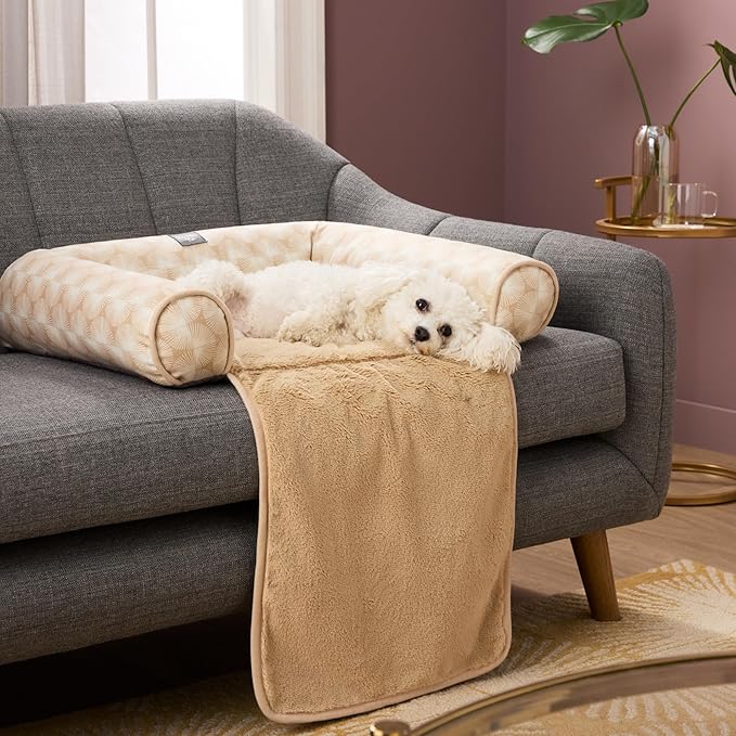Nicole Miller New York PET Kendall Fluted Geo Cozy Couch Protector Pet Bed - Image 4