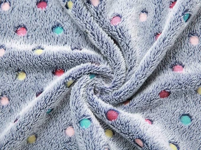 1 Pack 3 Blankets Super Soft Cute Dot Pattern Pet Blanket Flannel Throw - Image 5