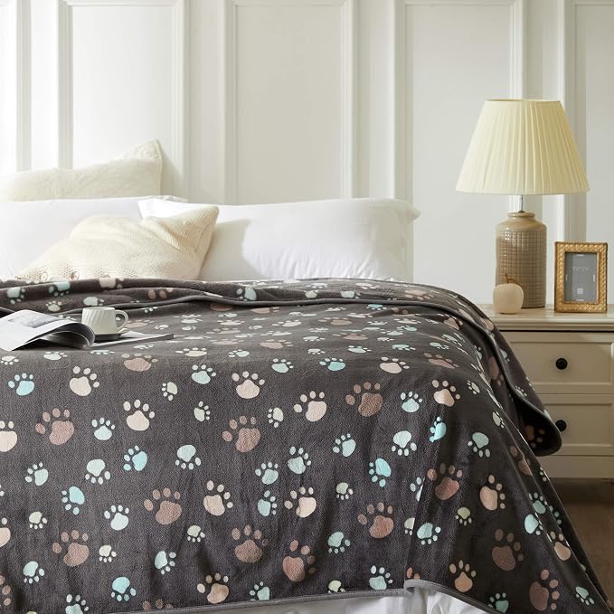 Allisandro 350 GSM Super Soft and Premium Fuzzy Flannel Fleece Pet Dog Blanket - Image 2